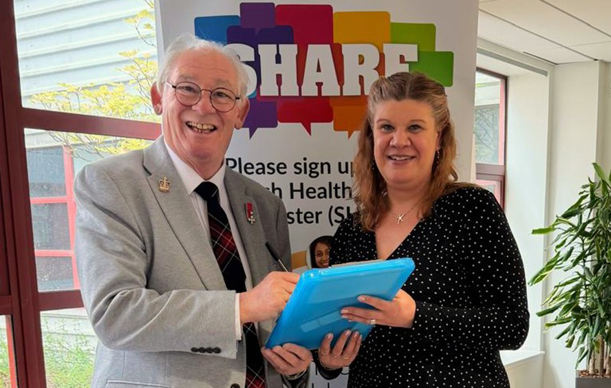 Provost of Fife meets SHARE National Programme Manager