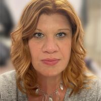 Dr Claire Scott